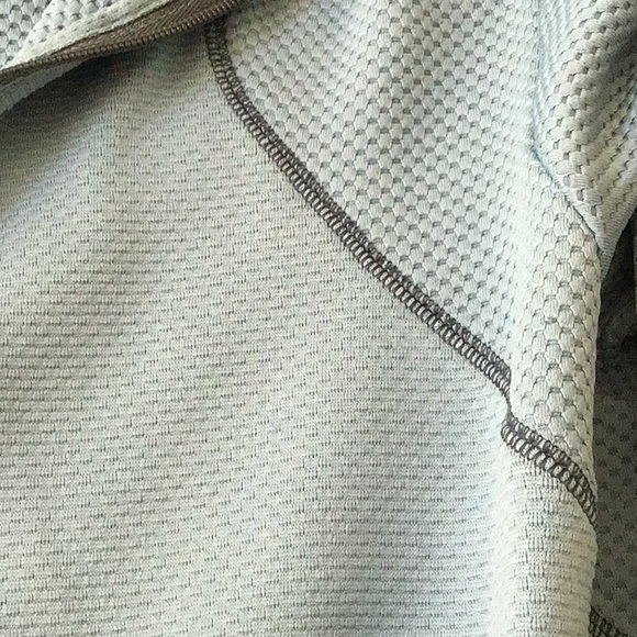 Under armor jacket medium - Picture 7 of 8